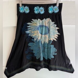 Desigual Floral Embroidered Black Skirt With Flowered Print